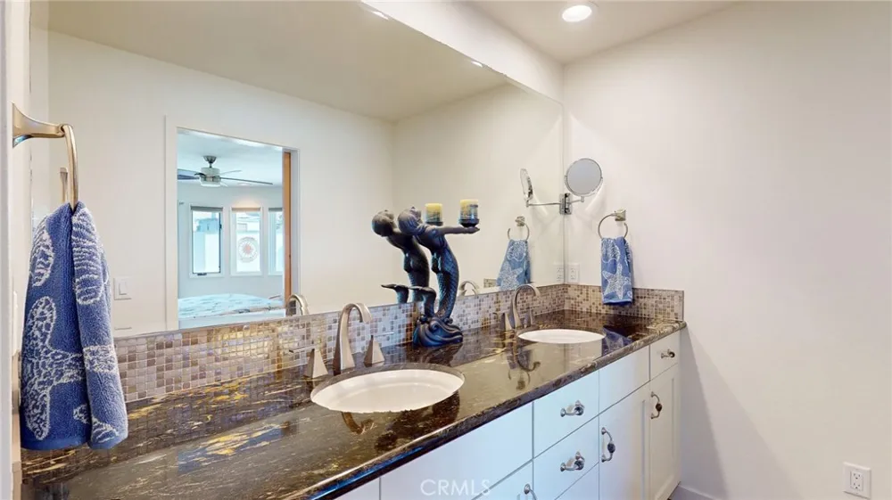 4925 Windsor Boulevard Cambria, CA 93428