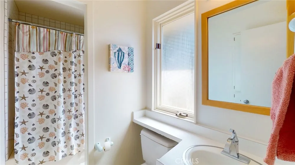 4925 Windsor Boulevard Cambria, CA 93428