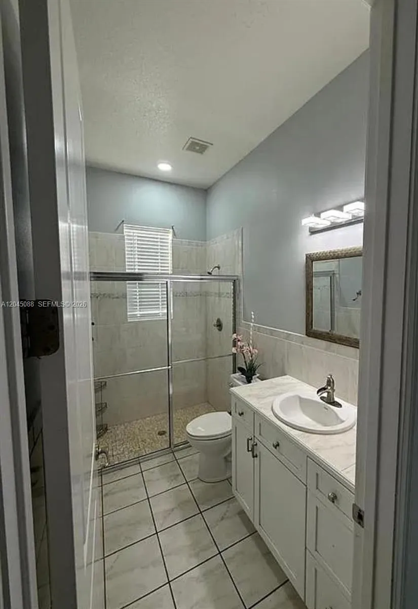 24920 SE highway 450 Other City - In The State Of Florida, FL 32784