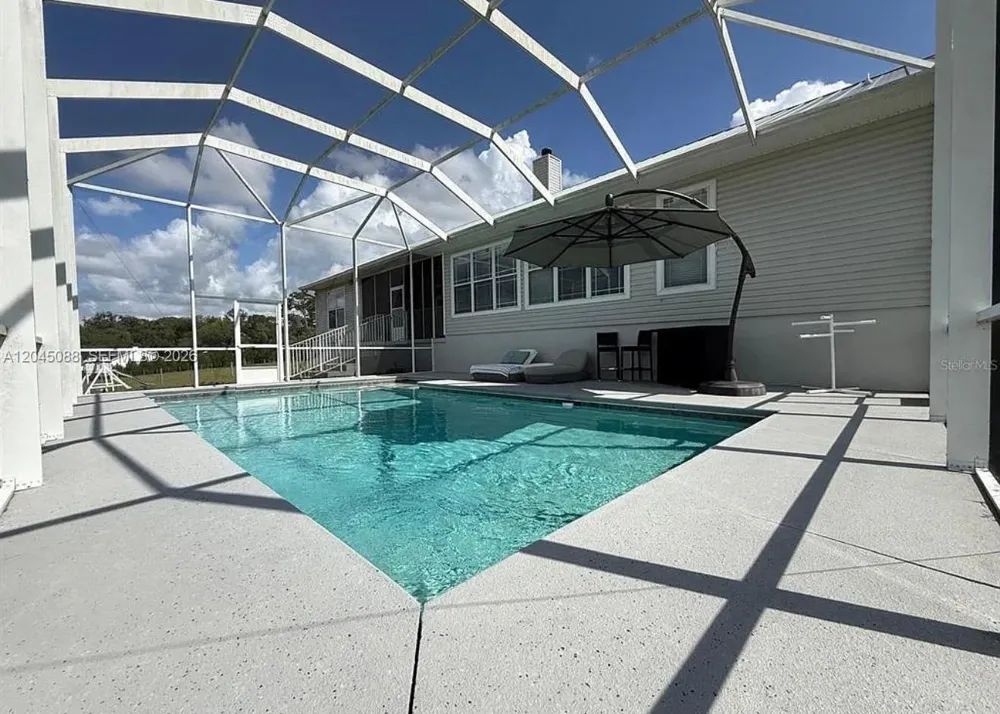 24920 SE highway 450 Other City - In The State Of Florida, FL 32784