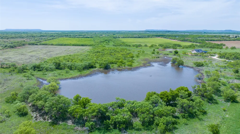 7416 Highway 84 Lawn, TX 79530