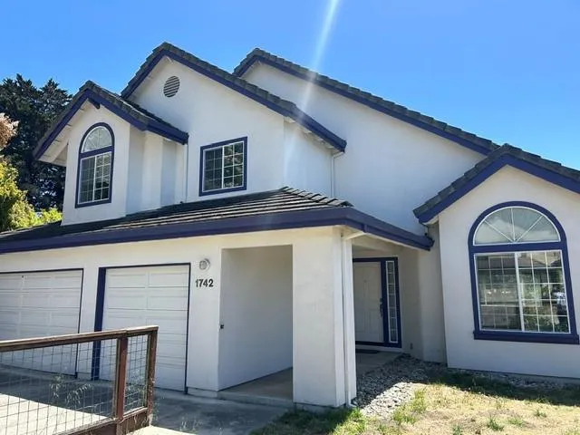 1742 Grey Seal Road Santa Cruz, CA 95062