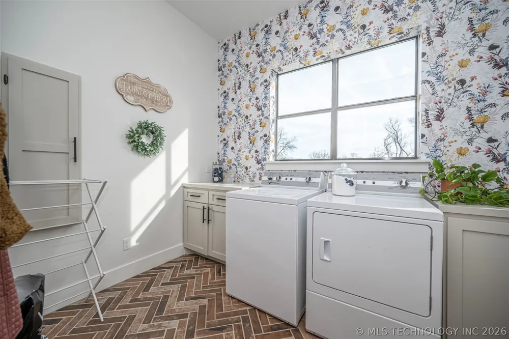 21670 County Road 3 Drive Stonewall, OK 74871