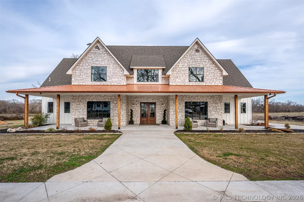 21670 County Road 3 Drive Stonewall, OK 74871