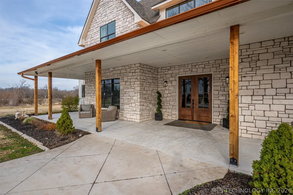 21670 County Road 3 Drive Stonewall, OK 74871