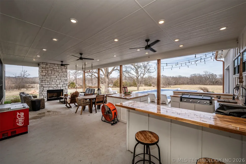 21670 County Road 3 Drive Stonewall, OK 74871
