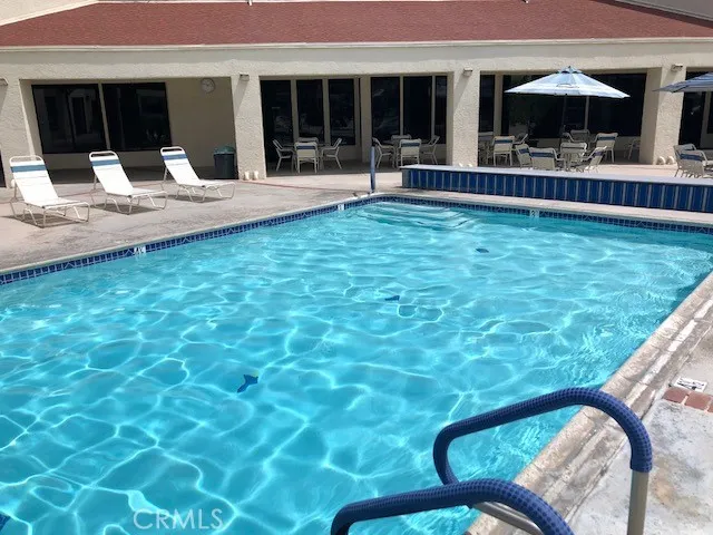 1295 S Cawston Hemet, CA 92545