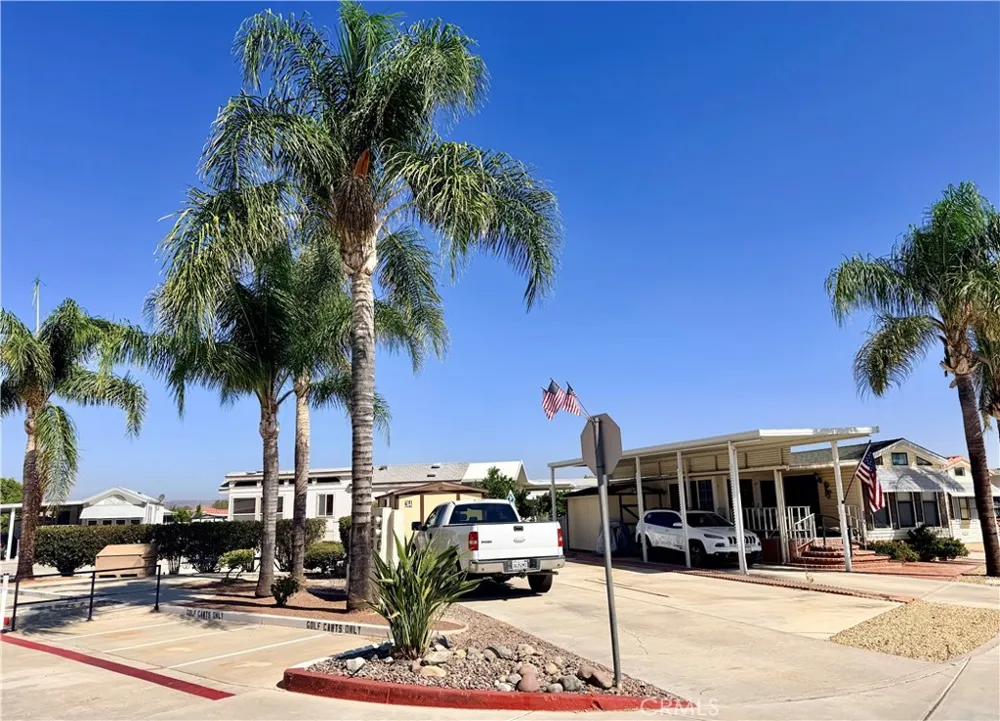 1295 S Cawston Hemet, CA 92545