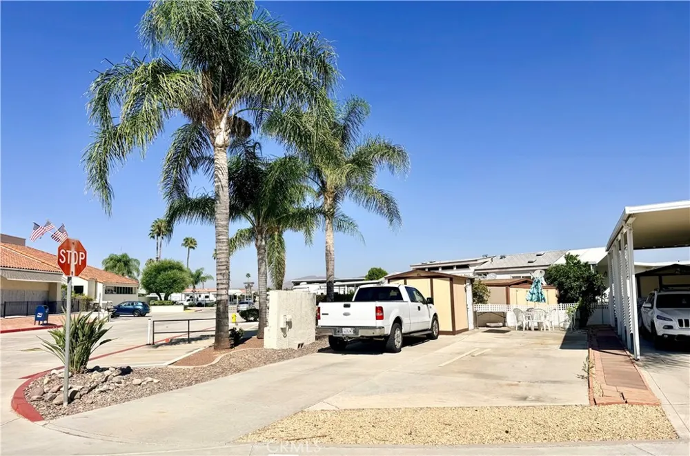 1295 S Cawston Hemet, CA 92545