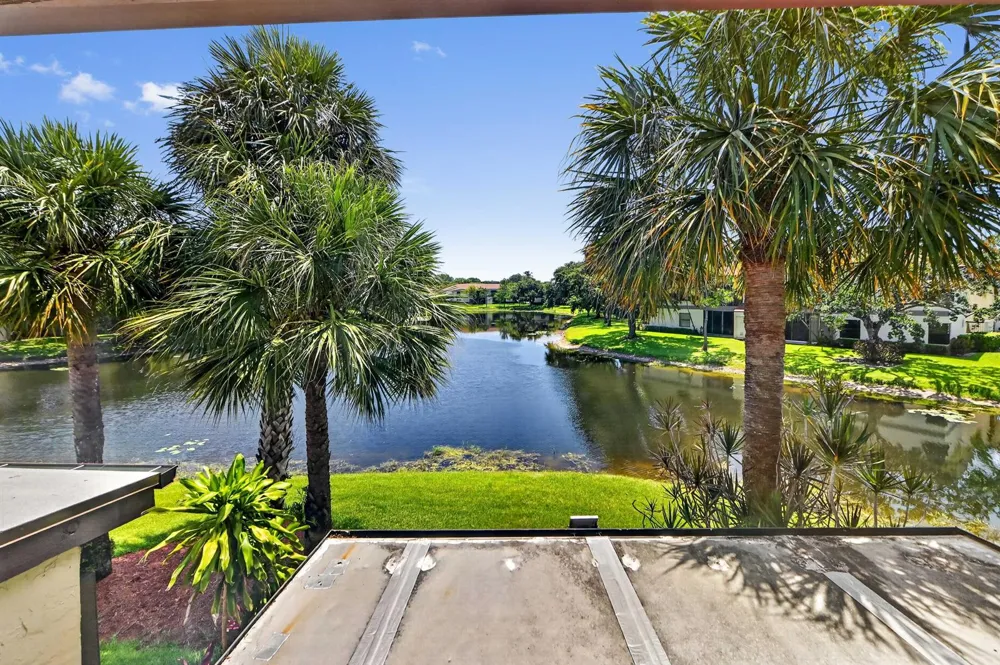 4587 Carambola Circle S #27218 Coconut Creek, FL 33066