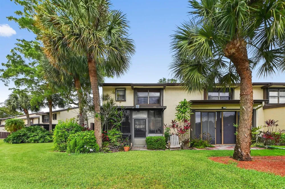 4587 Carambola Circle S #27218 Coconut Creek, FL 33066