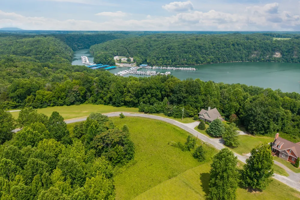 0 Summer Breeze Dr Smithville, TN 37166