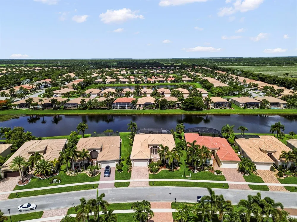 10540 Whitewind Circle Boynton Beach, FL 33473