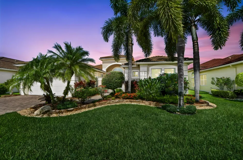 10540 Whitewind Circle Boynton Beach, FL 33473