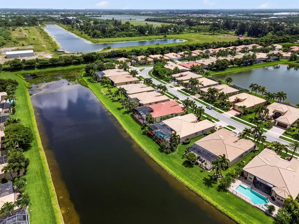 10540 Whitewind Circle Boynton Beach, FL 33473