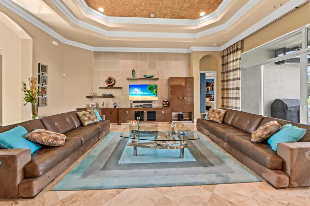 10540 Whitewind Circle Boynton Beach, FL 33473