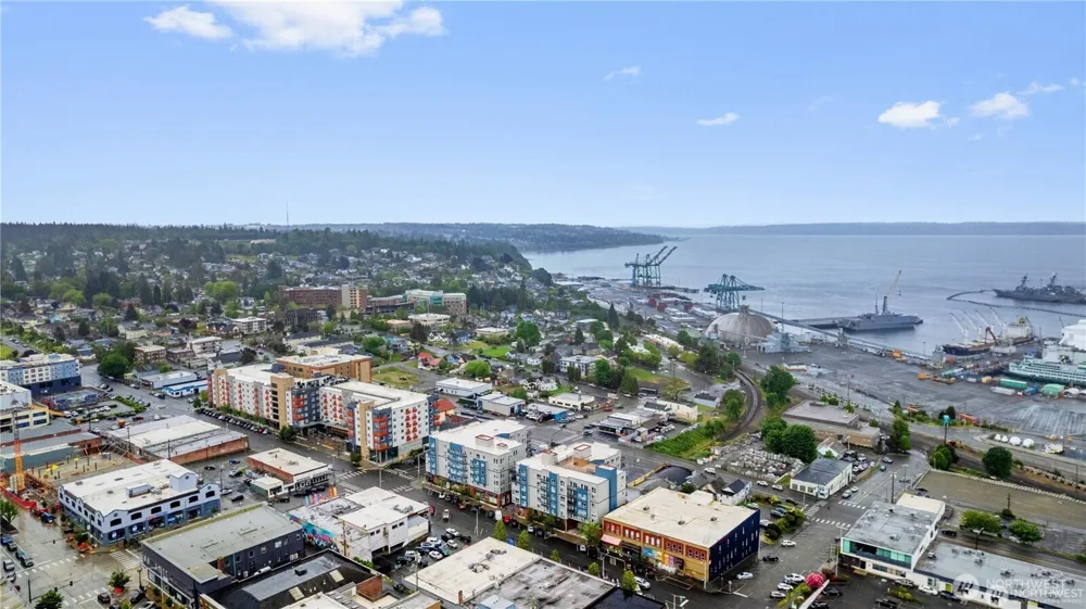 2818 Grand Avenue #B407 Everett, WA 98201