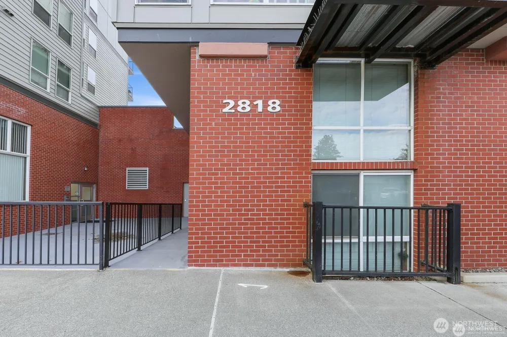 2818 Grand Avenue #B407 Everett, WA 98201