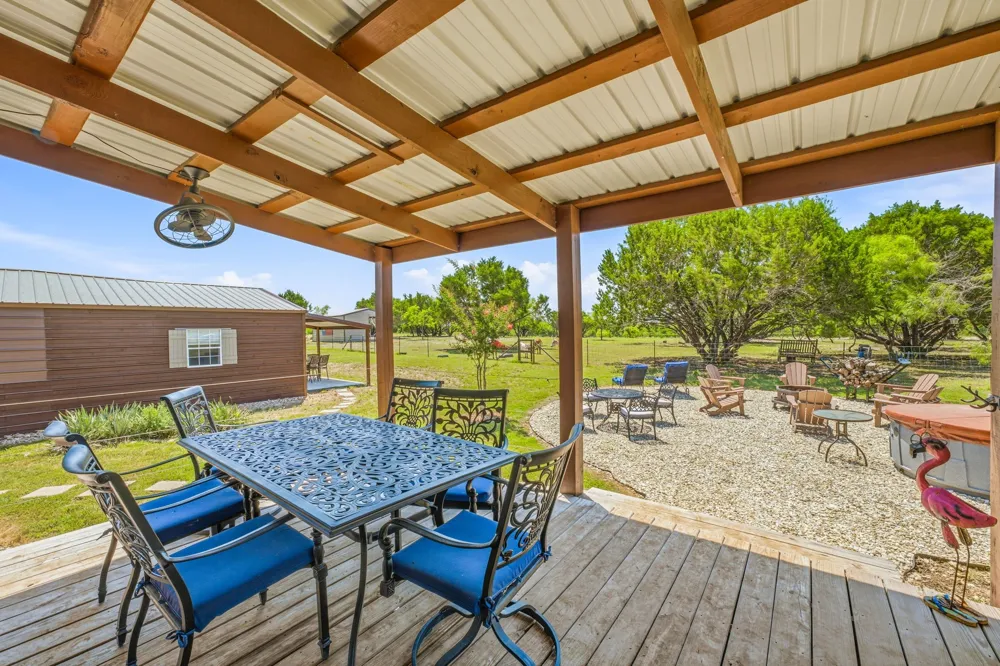 1271 Private 2120 Road Meridian, TX 76665
