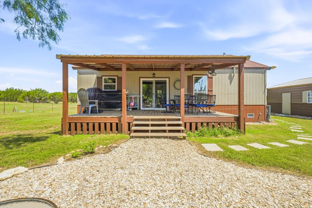 1271 Private 2120 Road Meridian, TX 76665