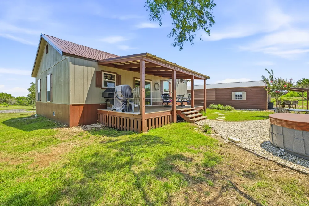 1271 Private 2120 Road Meridian, TX 76665