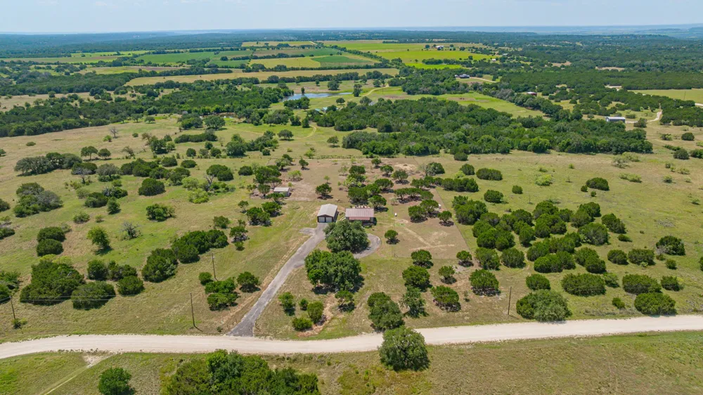 1271 Private 2120 Road Meridian, TX 76665