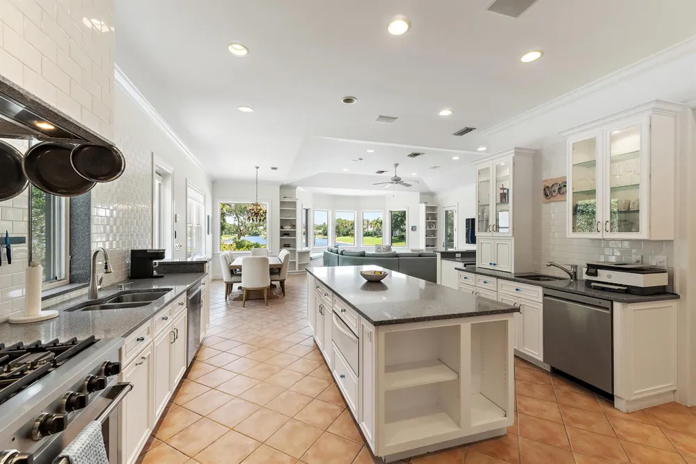 6140 SE Morning Dove Way Hobe Sound, FL 33455