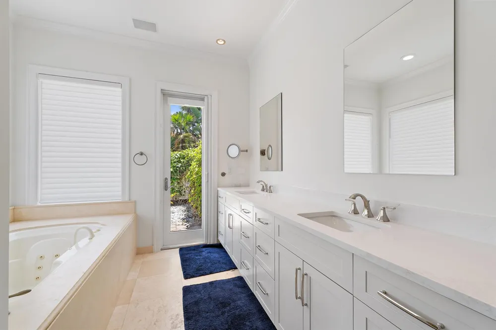 6140 SE Morning Dove Way Hobe Sound, FL 33455