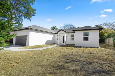 1531 OAK LANE
