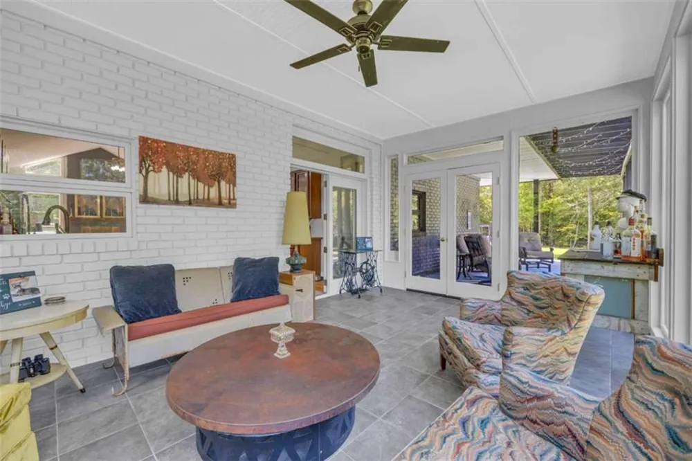 83 Sugar Cane Drive Hartwell, GA 30643