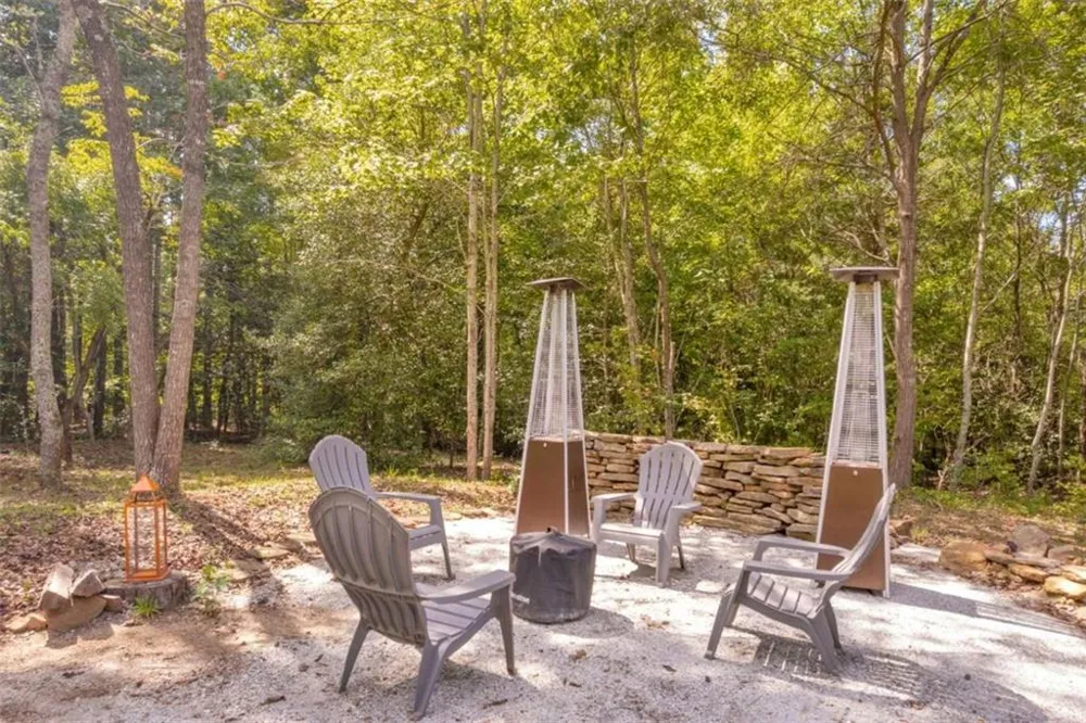 83 Sugar Cane Drive Hartwell, GA 30643