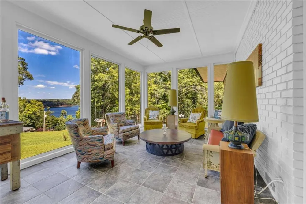83 Sugar Cane Drive Hartwell, GA 30643
