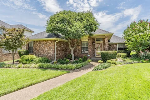 2520 Pecan Grove Court