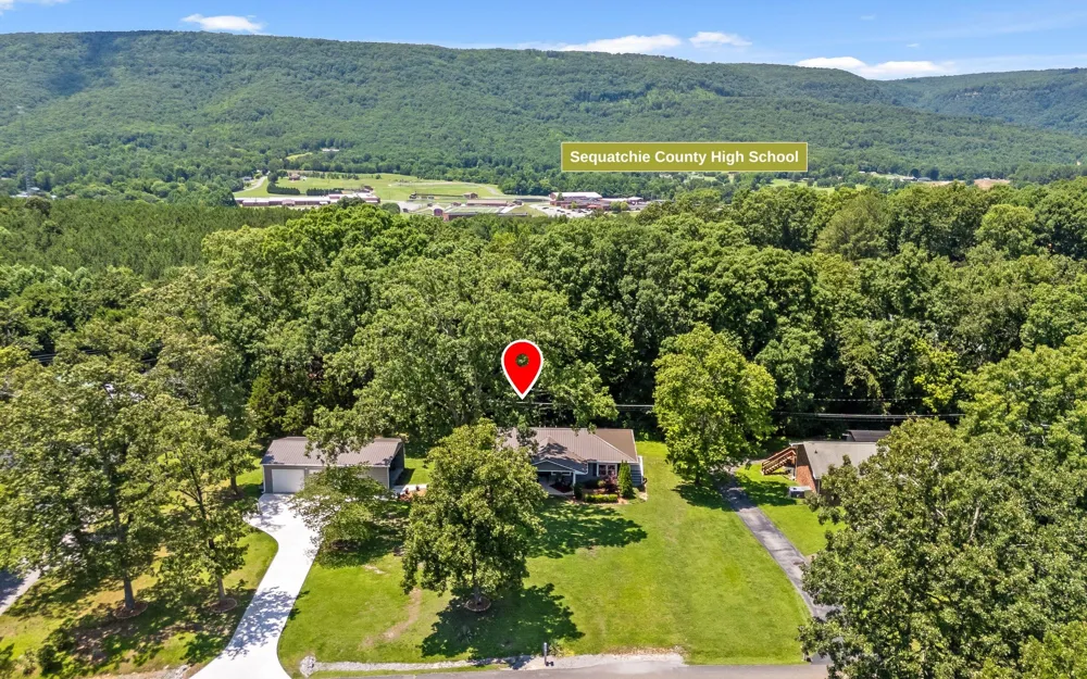 125 Seminole Drive Dunlap, TN 37327