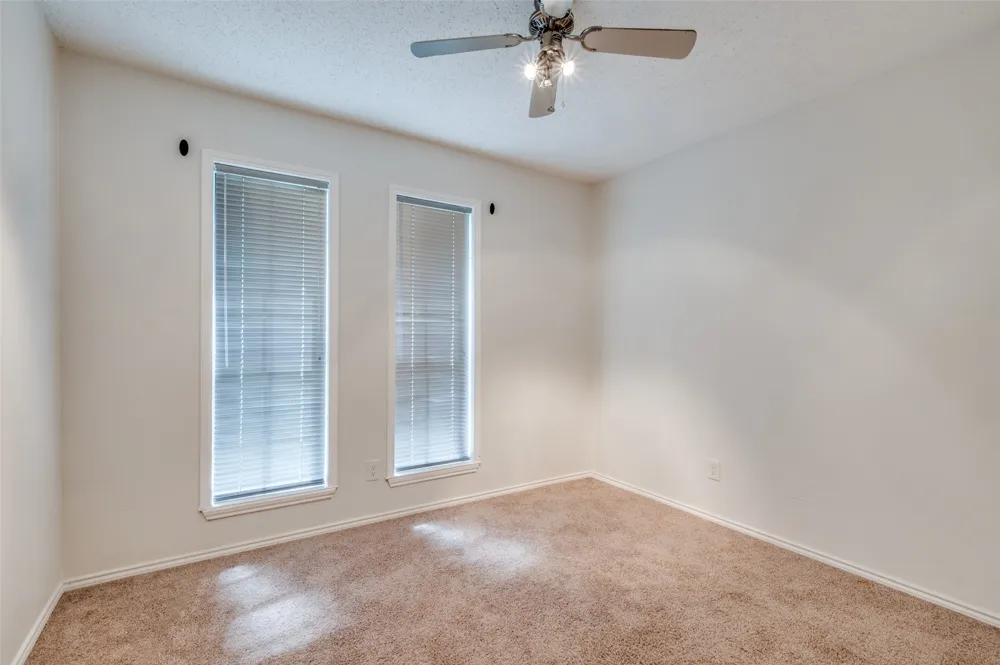6913 Sierra Drive North Richland Hills, TX 76180