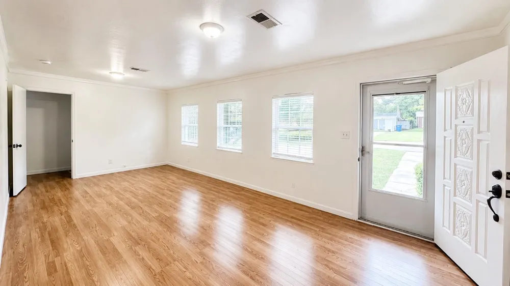 108 Britton Dr Silsbee, TX 77656
