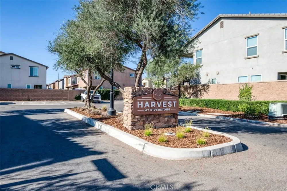 836 Winchell W Madera, CA 93636