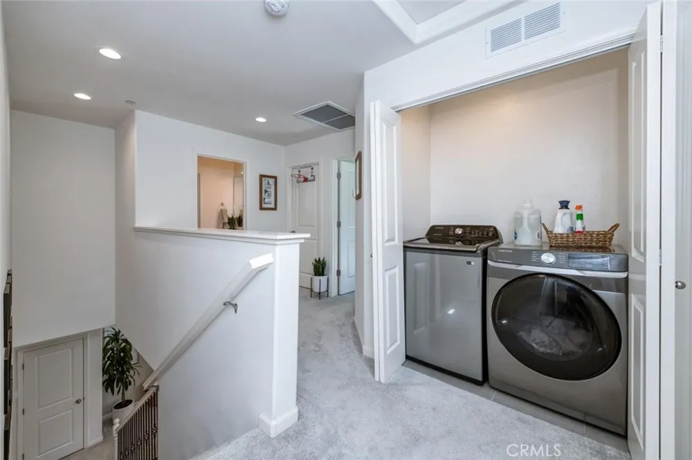 836 Winchell W Madera, CA 93636