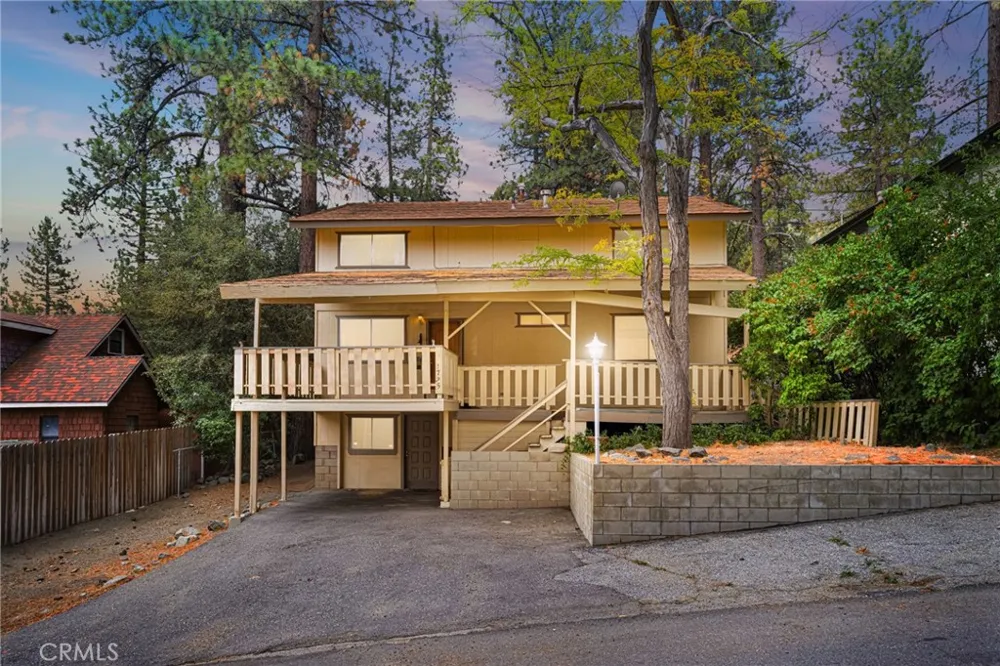 1725 Linnet Wrightwood, CA 92397