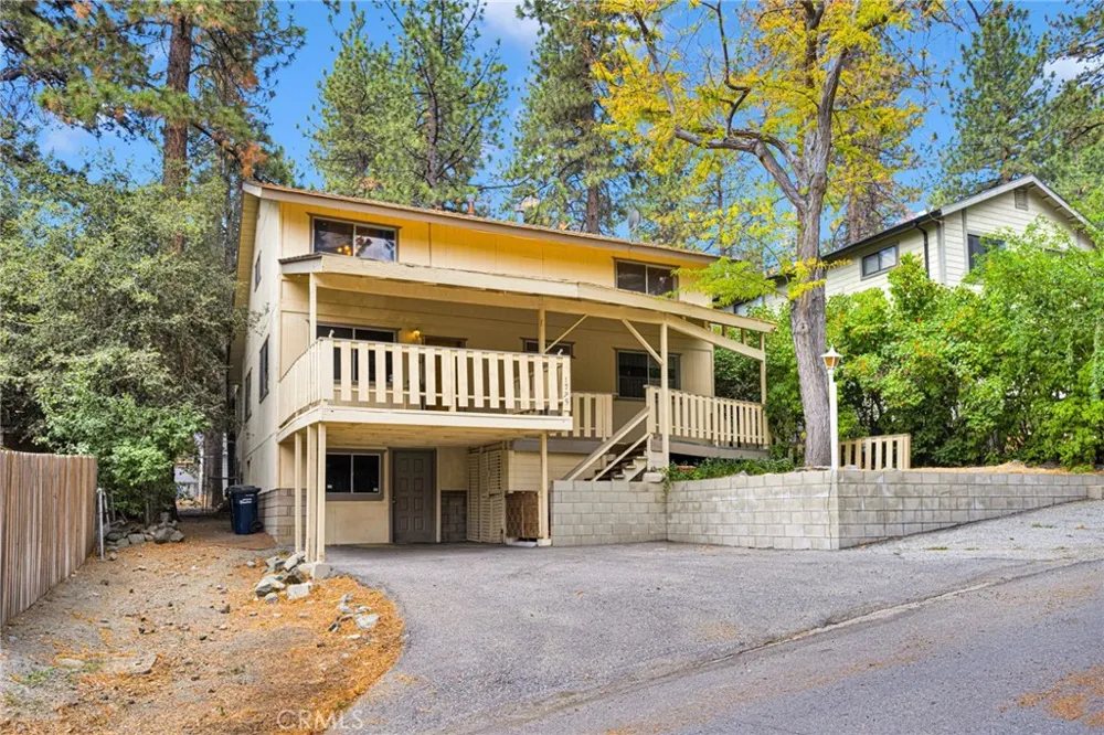 1725 Linnet Wrightwood, CA 92397