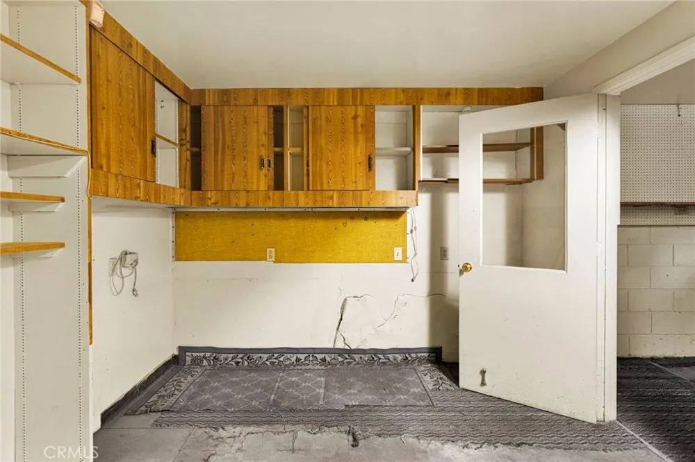 1725 Linnet Wrightwood, CA 92397