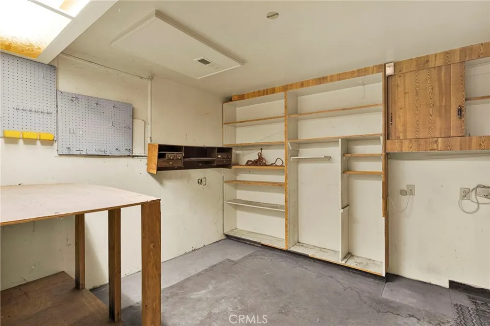 1725 Linnet Wrightwood, CA 92397