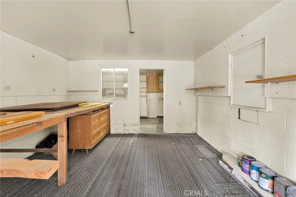1725 Linnet Wrightwood, CA 92397