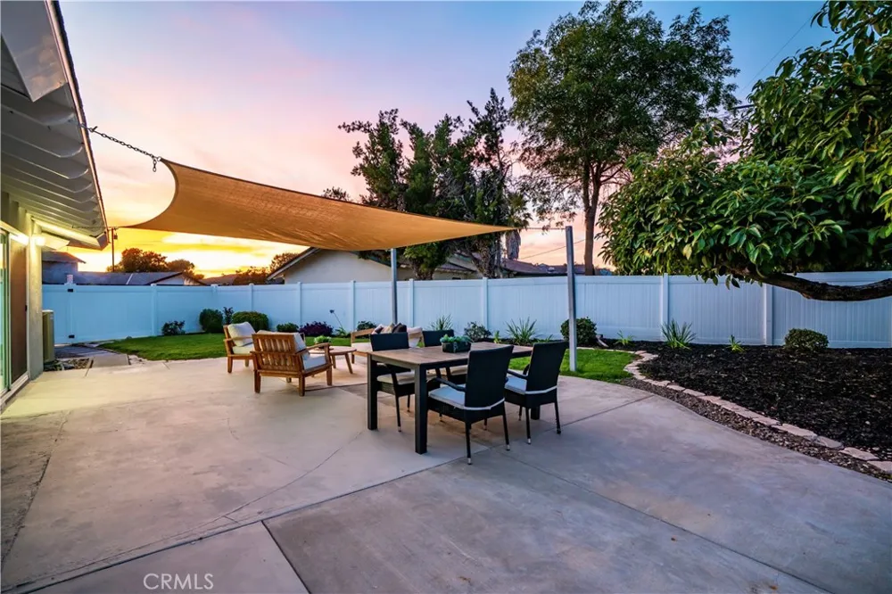 18211 Fairhaven Santa Ana, CA 92705