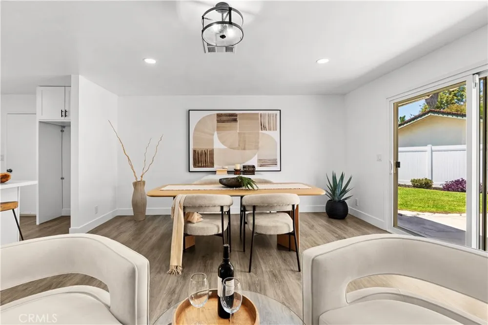 18211 Fairhaven Santa Ana, CA 92705