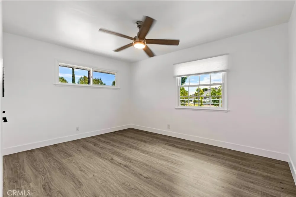 18211 Fairhaven Santa Ana, CA 92705