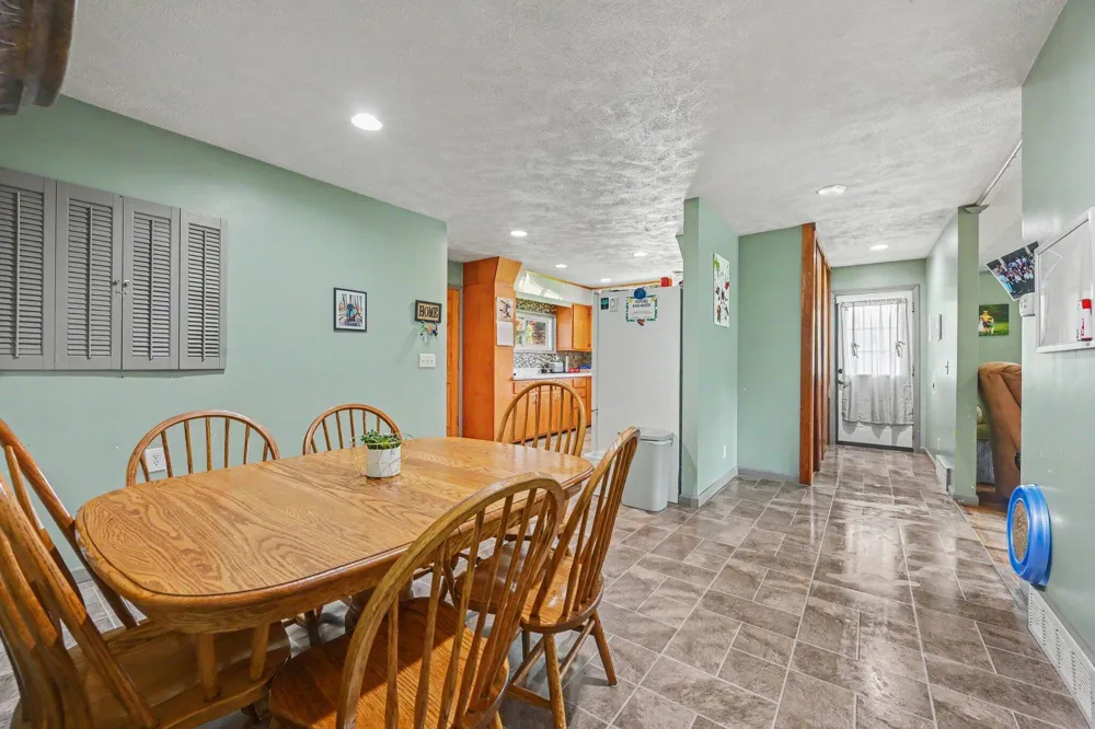 59293 Roberts Road Three Rivers, MI 49093
