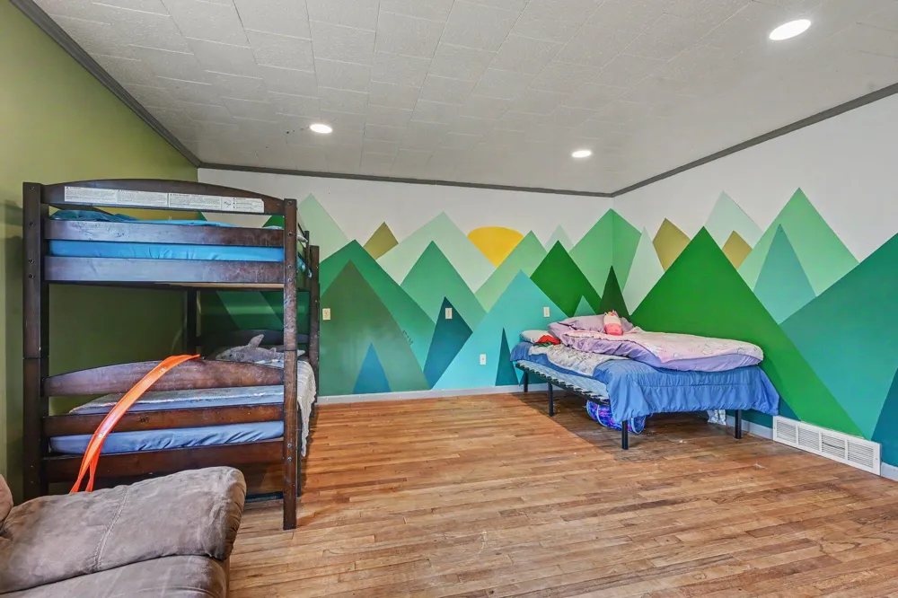 59293 Roberts Road Three Rivers, MI 49093