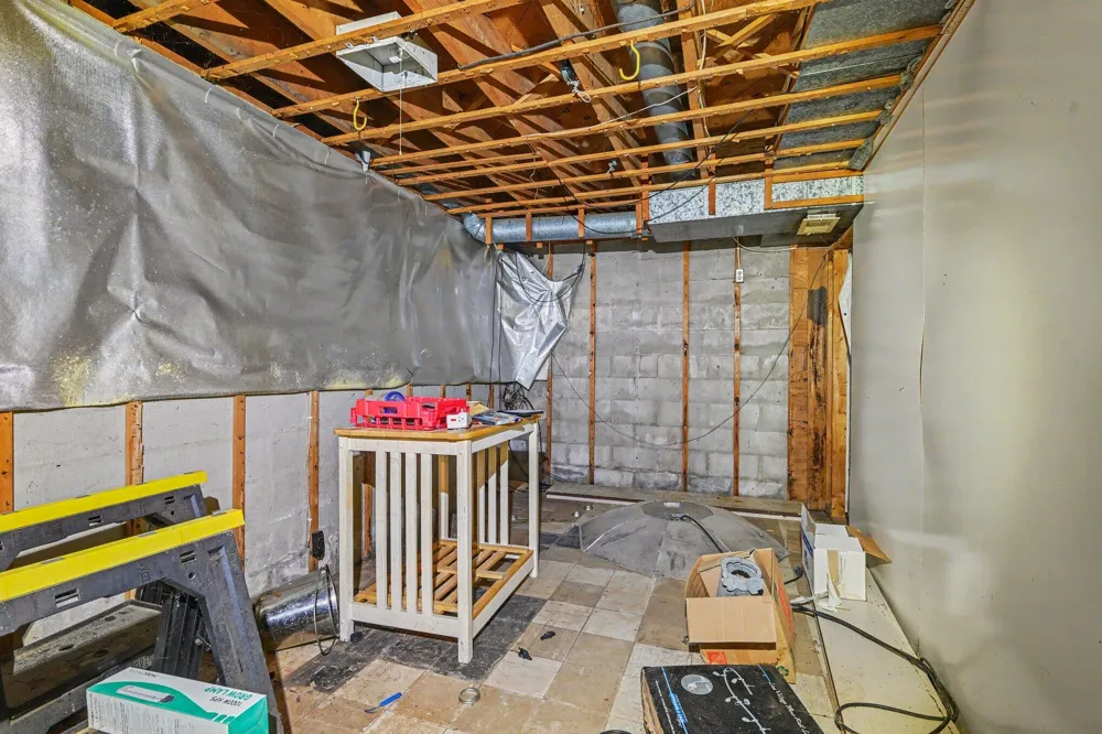 59293 Roberts Road Three Rivers, MI 49093