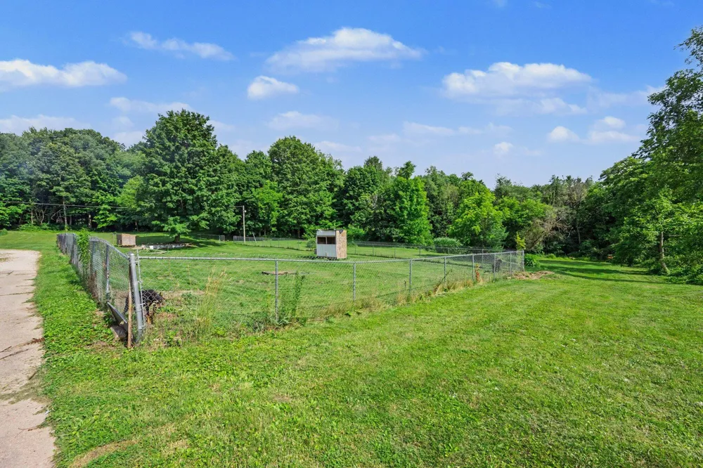 59293 Roberts Road Three Rivers, MI 49093